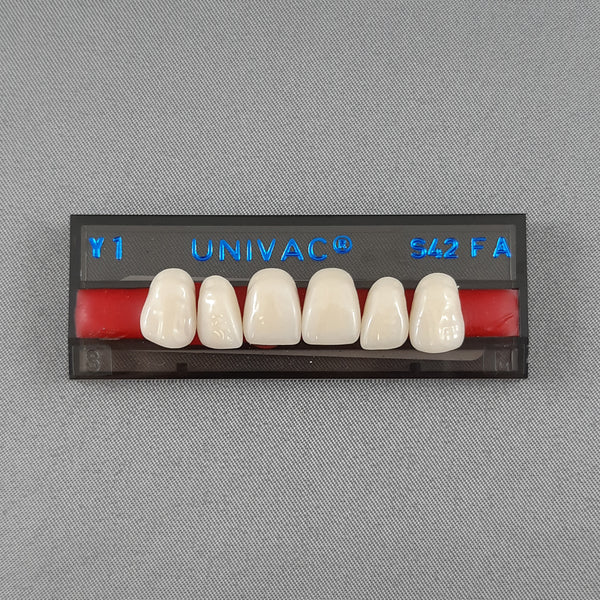 Univac Porcelain L42FA - M42FA - S42FA - W2: 42.6 -Clearance